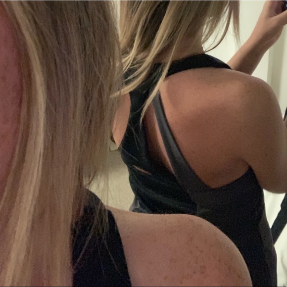 Fabletics Tank - Picture 5 of 5